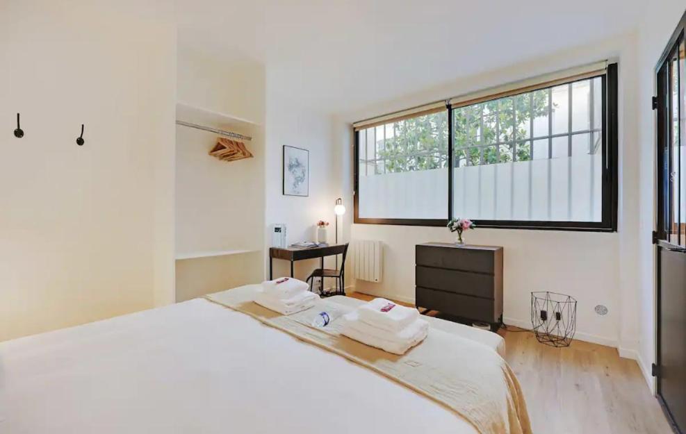 Charming Appartements For 4 People - Le Marais Paris Exteriör bild