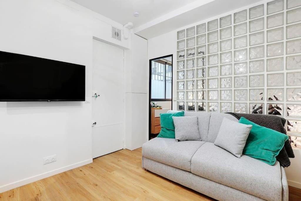Charming Appartements For 4 People - Le Marais Paris Exteriör bild