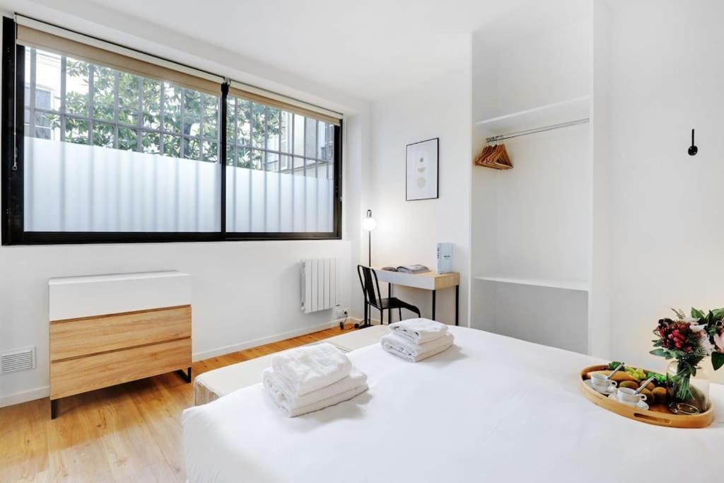 Charming Appartements For 4 People - Le Marais Paris Exteriör bild