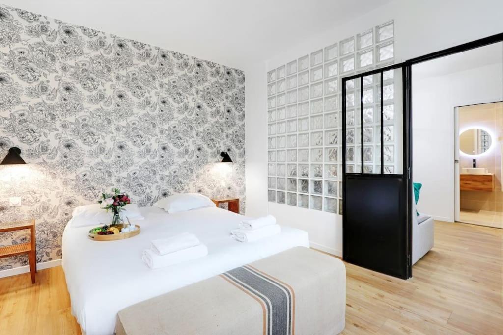 Charming Appartements For 4 People - Le Marais Paris Exteriör bild